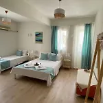 Lemon-ada Butik Hotel *