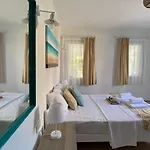 Lemon-ada Butik Hotel *