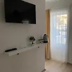 Lemon-ada Butik Hotel *